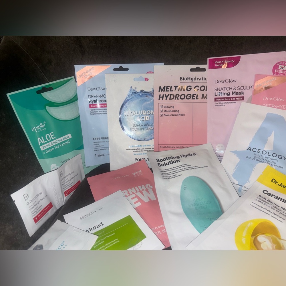 20 Assorted Women’s Skincare Face Mask Bundle
